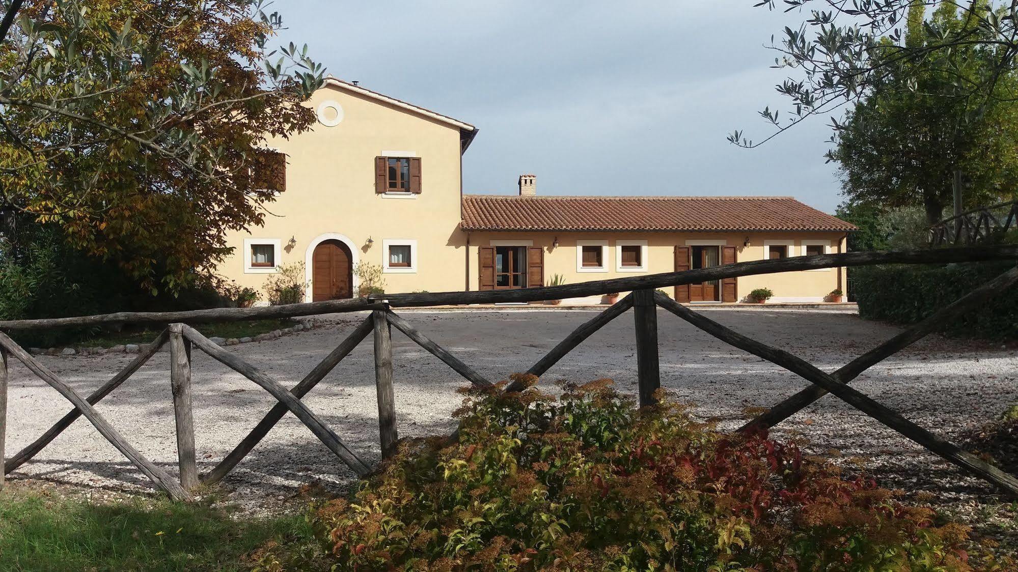 Tenuta Colverano Séjour à la campagne Montefalco